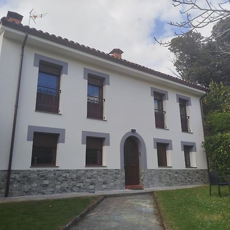 Apartamentos Rurales Inguanzo Villanueva de Pria Buitenkant foto